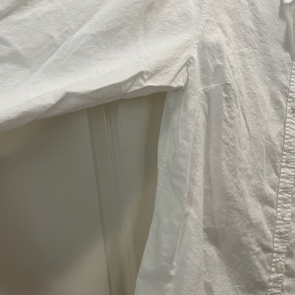 GAP Classic Boyfriend Fit Button Down Shirt - Picture 5 of 9